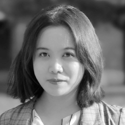 Headshot of Crystal Wang